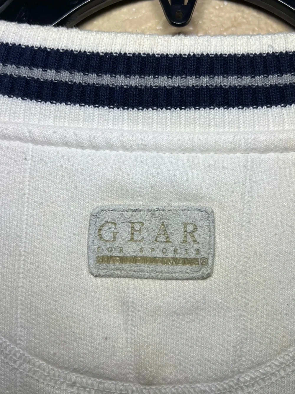 1995 Vintage Mens White V‑Neck Striped Trim Sweater - USA vs Sweden Graphic